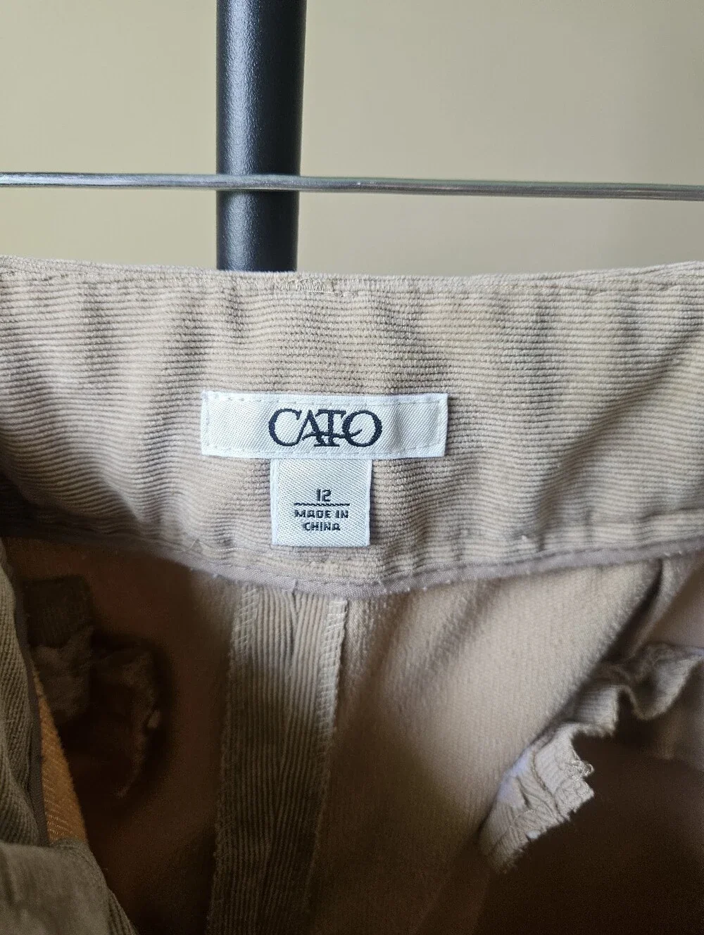 Cato Women's Light Tan Corduroy Pants Size 12 - Picture 5 of 8